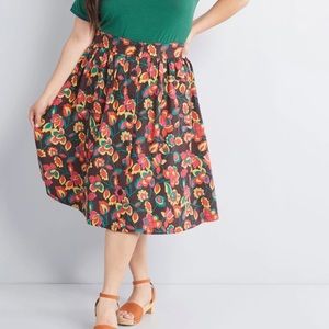 Modcloth NWOT Fully Flowy Midi Skirt Black Floral